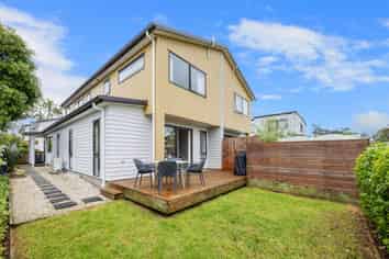 2a Albionvale Road, Glen Eden