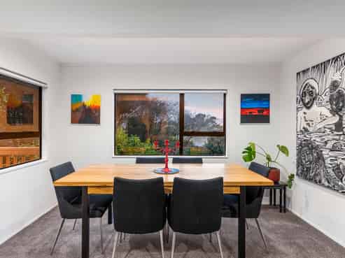 2/11 Waratah Street, Birkenhead