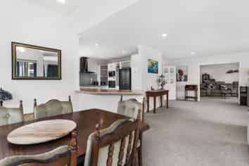 39 Anglesea Avenue, Parklands