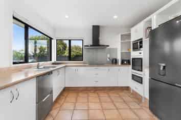 39 Anglesea Avenue, Parklands