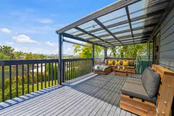 2/16 Heathglen Place, Bayview