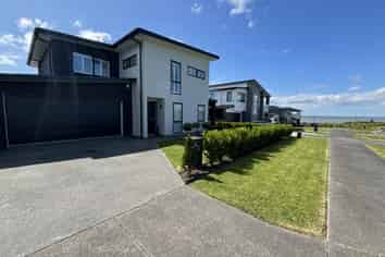 16 Mutetai Road, Clarks Beach