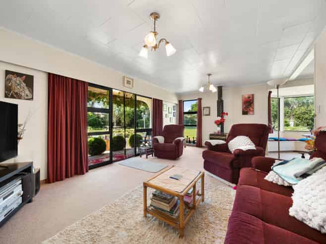 20-22 King Street, Carterton