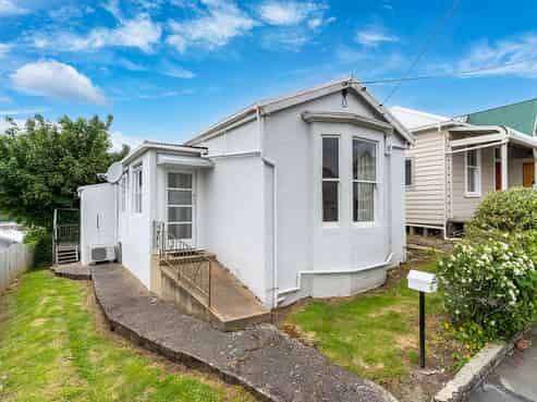 15 Agnew Street, North Dunedin