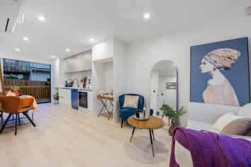 25 Oteha Valley Road, Northcross