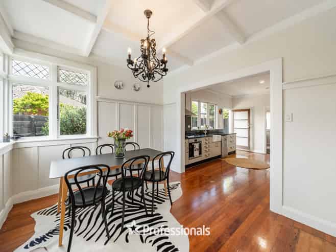 29 Richmond Grove, Woburn