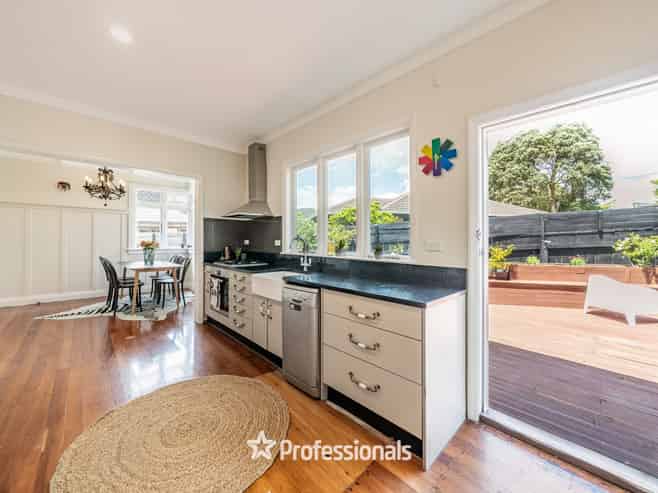 29 Richmond Grove, Woburn