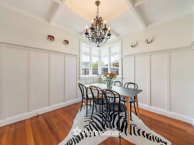 29 Richmond Grove, Woburn