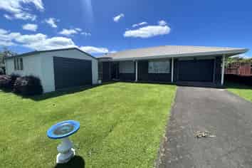 30 Francis Drive, Katikati