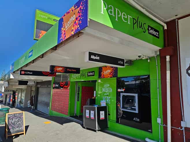 Paper Plus Helensville, Sales $900k+