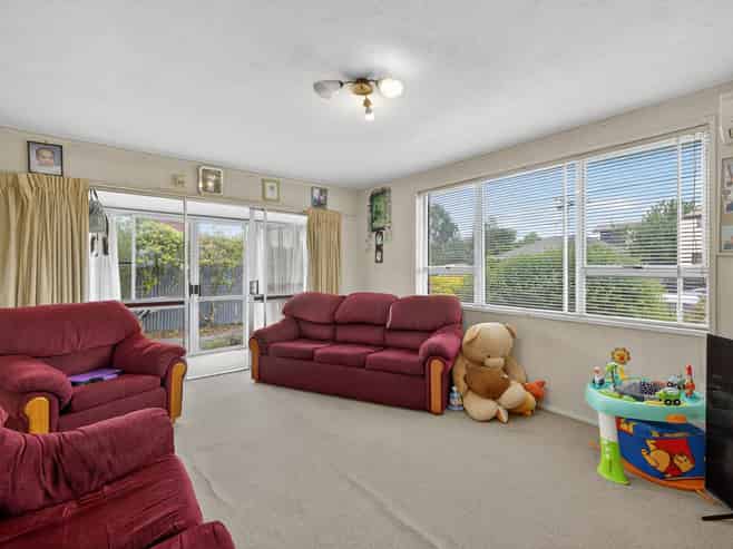 1/13 Brittan Street, Linwood