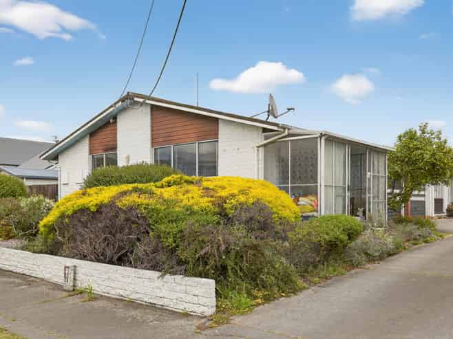 1/13 Brittan Street, Linwood