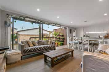 40 Great South Road, Papatoetoe