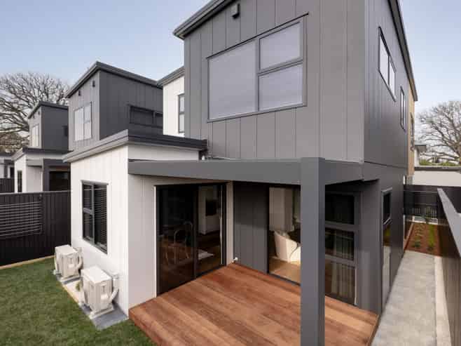 2/94 Carmichael Road, Bethlehem