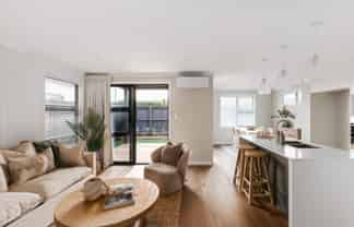 2/94 Carmichael Road, Bethlehem