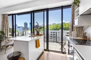 2F/132 Vincent Street, Auckland Central