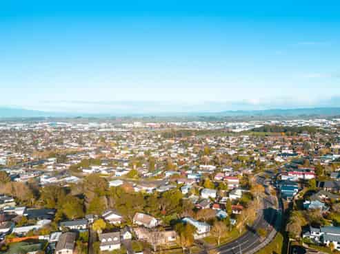 Semi-managed with $200K EBPIDT