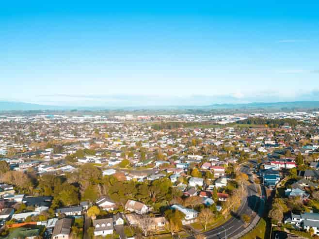 Semi-managed with $200K EBPIDT