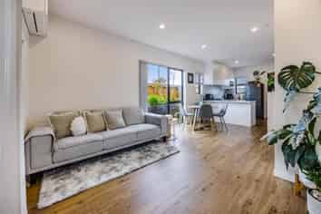 39 Hearth Street, Flat Bush