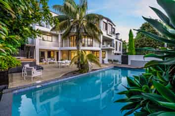 40 Bay Road, St Heliers