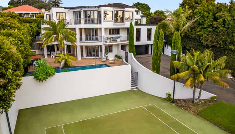 40 Bay Road, St Heliers