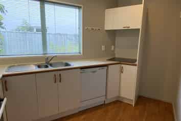 35 Parade Court, Addington