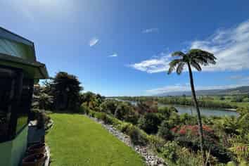 4 Arapito Road, Karamea