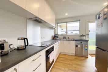 4/11 Cross St, Phillipstown