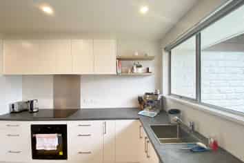 4/11 Cross St, Phillipstown