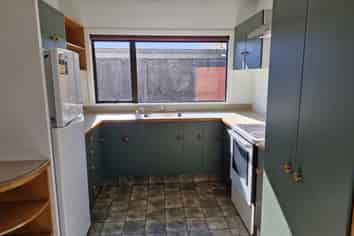 6 Junction Court, Cromwell