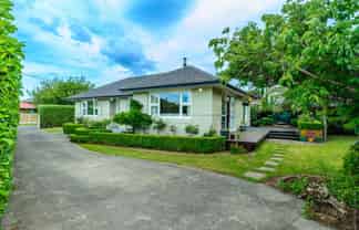 39 Flower Street, Bryndwr