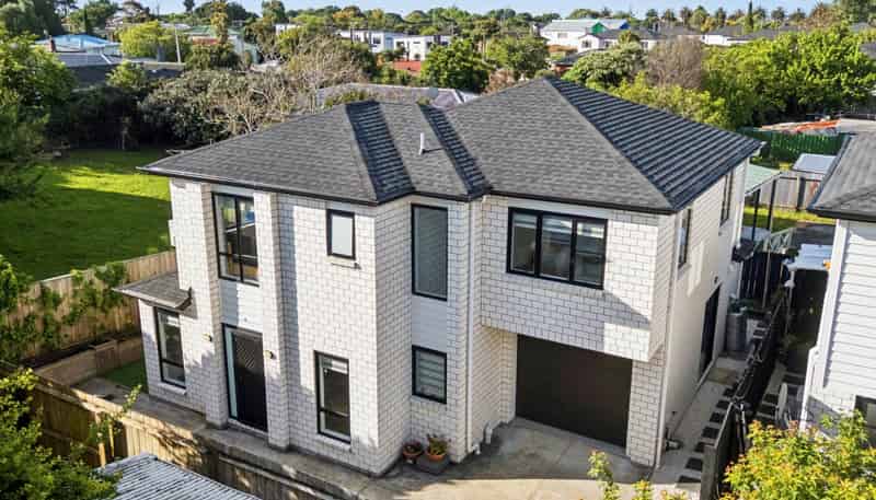 17d Kerrydale Road, Manurewa