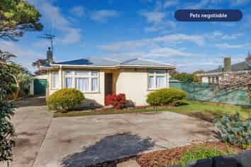 228 Tremaine Avenue, Westbrook