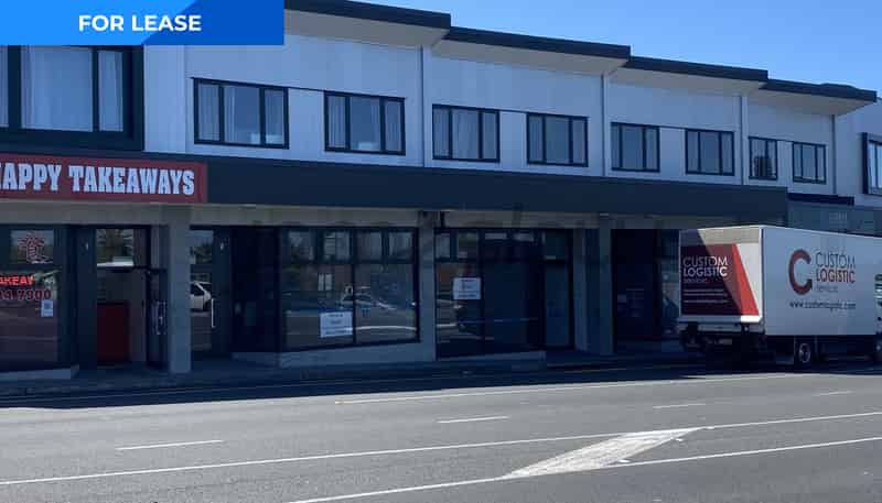 2/228 Edmonton Road, Te Atatu South