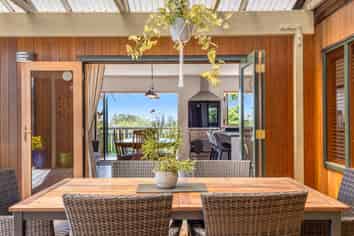 10 Sunhill Road, Sunnyvale