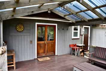 2 Hunter Street, Karamea