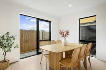 33 Isabella Lane, Henderson