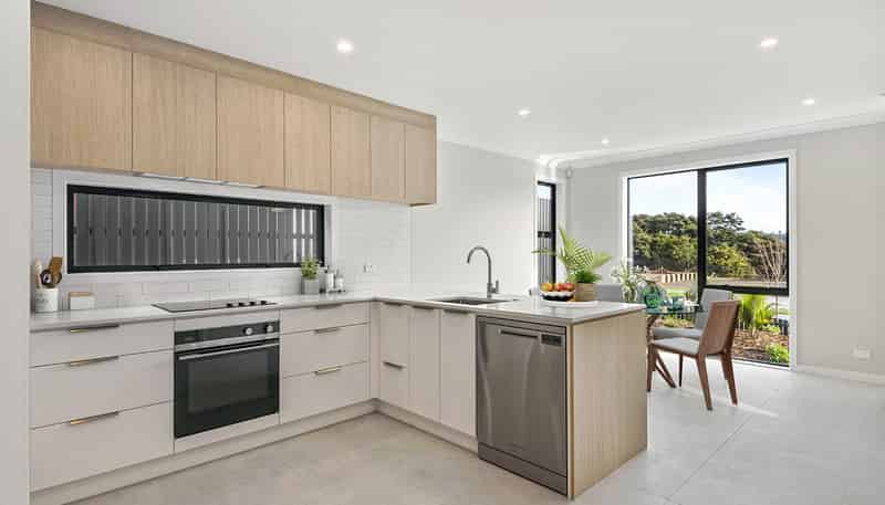 33 Isabella Lane, Western Heights