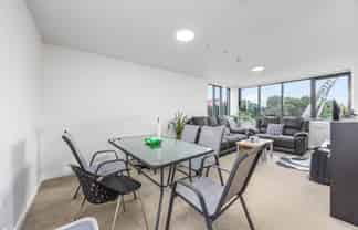 1K/27 Morning Star Place, Mount Albert