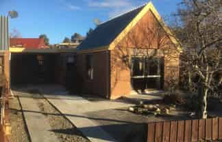 19A O'Neill Crescent, Alexandra