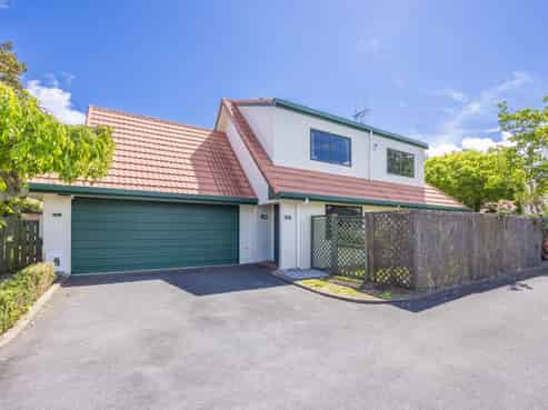 101B Clarence Street, Hamilton Lake