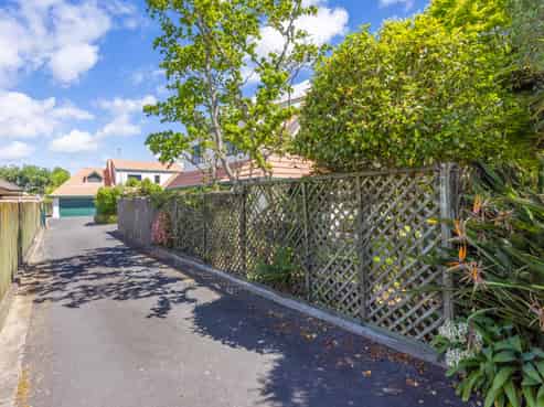 101B Clarence Street, Hamilton Lake
