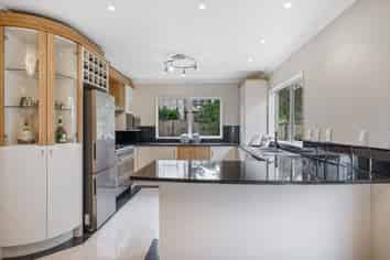 18 TOLLANA ROAD, Te Atatu Peninsula