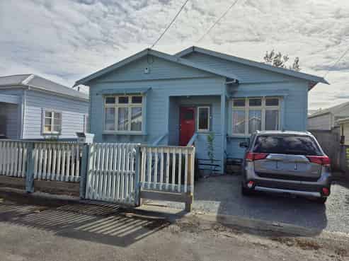 4 Grey Street, Masterton