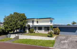 12 Ganymede Place, Half Moon Bay