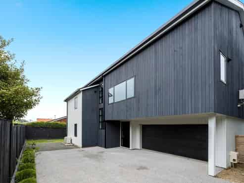 95C Long Drive, Saint Heliers