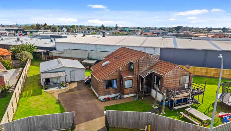 6 Albert Road, Manukau