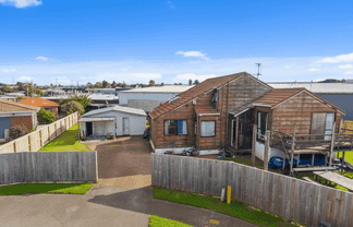 6 Albert Road, Manukau