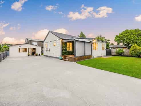 1/66 Browns Road, Manurewa