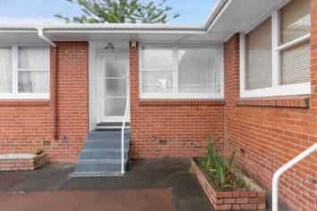 3/104 Titirangi Road, New Lynn